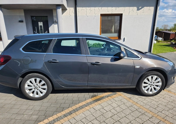 Opel Astra cena 34600 przebieg: 155852, rok produkcji 2015 z Podkowa Leśna małe 301